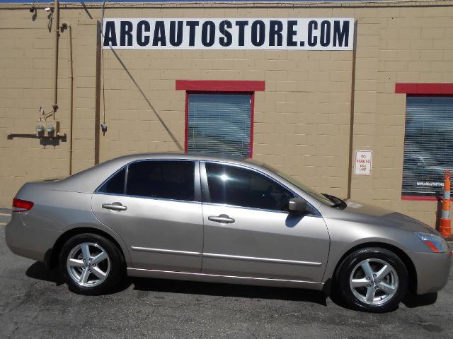 Honda Accord 2003 photo 1