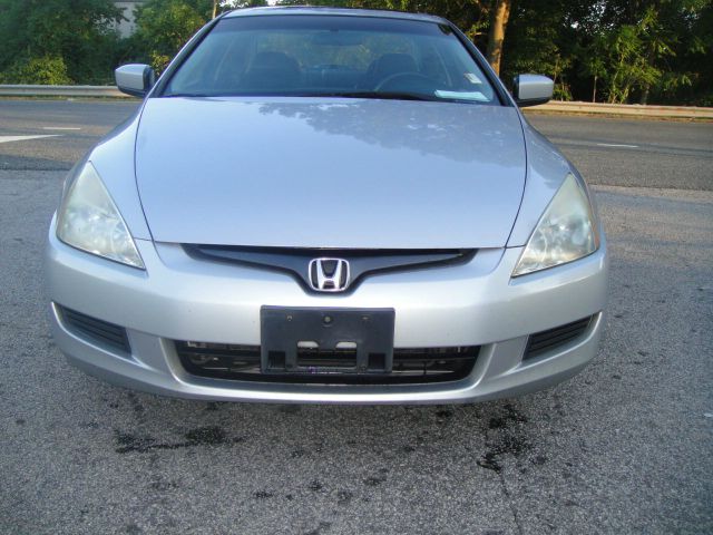 Honda Accord 2003 photo 4