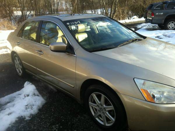 Honda Accord 2003 photo 3