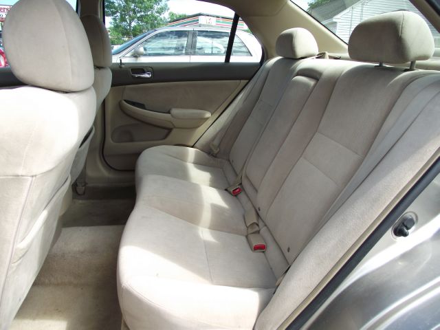 Honda Accord 2003 photo 15