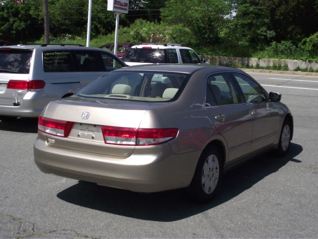 Honda Accord 2003 photo 6