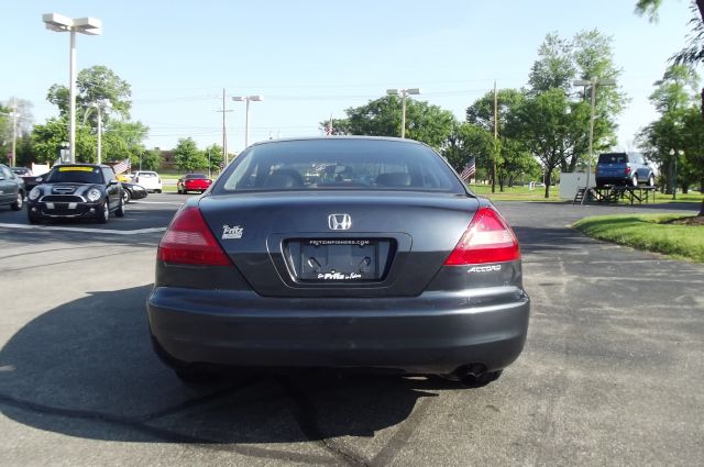 Honda Accord 2003 photo 17