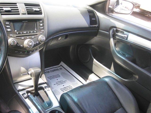 Honda Accord 2003 photo 25