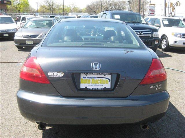 Honda Accord 2003 photo 29