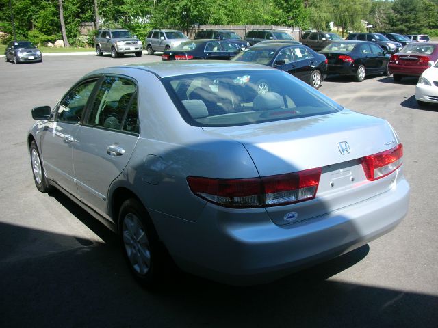 Honda Accord 2003 photo 6