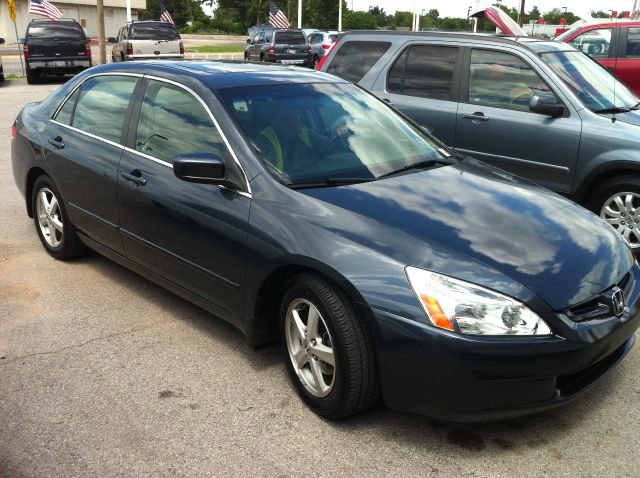 Honda Accord 2003 photo 1