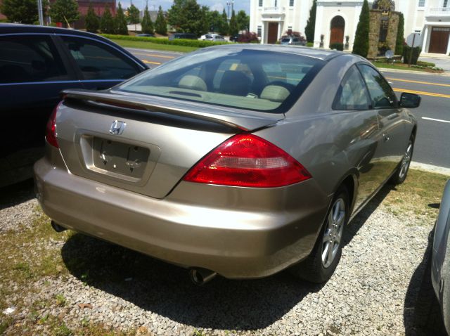 Honda Accord 2003 photo 1