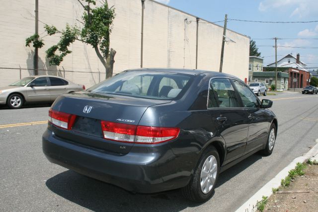 Honda Accord 2003 photo 3
