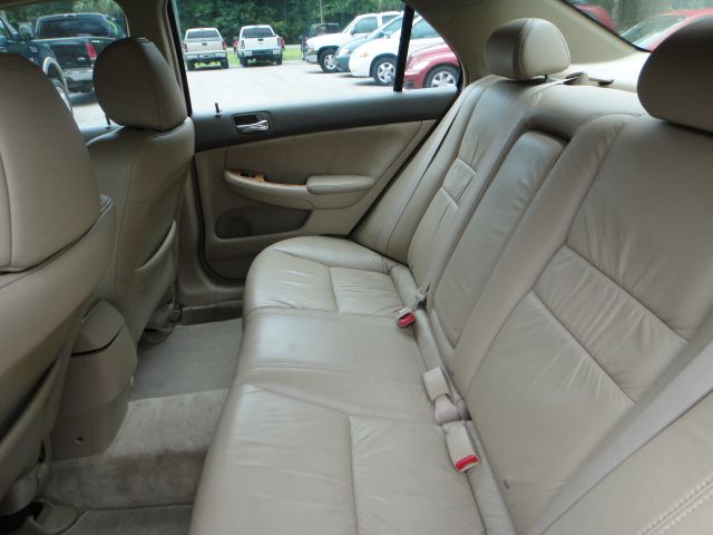 Honda Accord 4WD Ext Cab 134.0 SLE2 Sedan