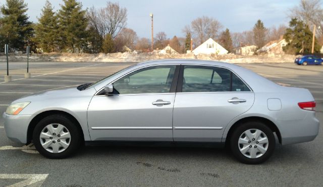 Honda Accord 2003 photo 2