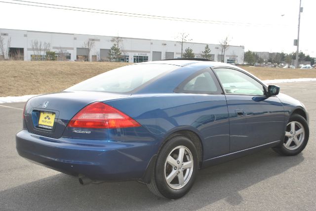 Honda Accord 2003 photo 2