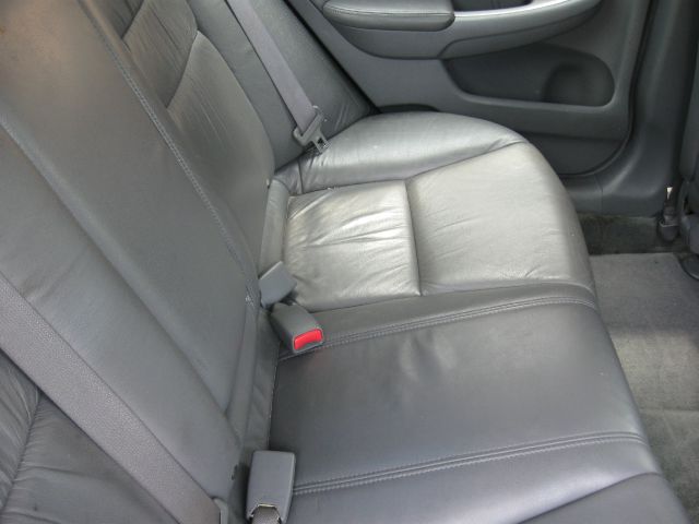 Honda Accord 4WD Ext Cab 134.0 SLE2 Sedan