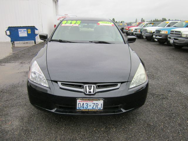Honda Accord 2003 photo 2
