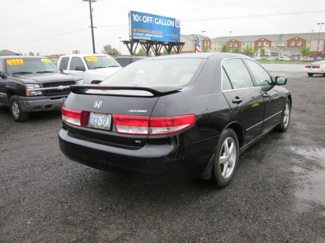 Honda Accord 2003 photo 4