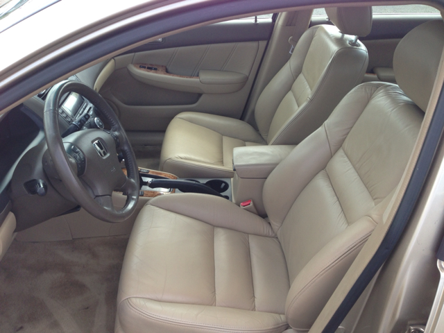 Honda Accord 2003 photo 3