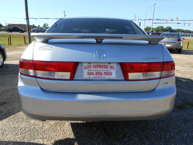 Honda Accord 2003 photo 2
