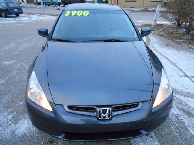 Honda Accord 2003 photo 2