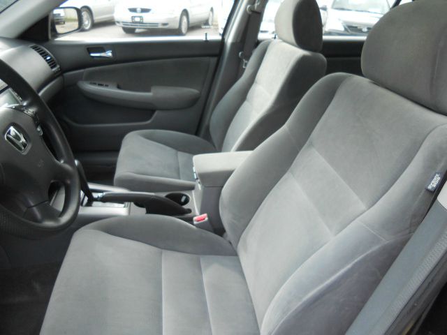 Honda Accord 2003 photo 1