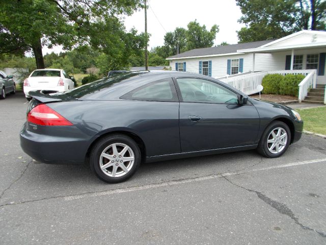 Honda Accord 2003 photo 3