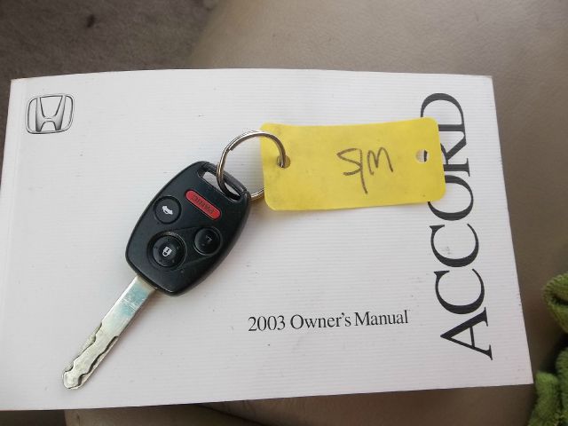 Honda Accord 2003 photo 17