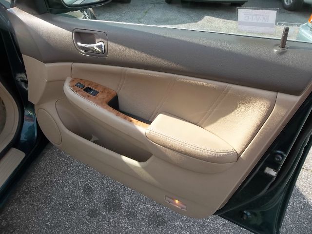 Honda Accord 2003 photo 28