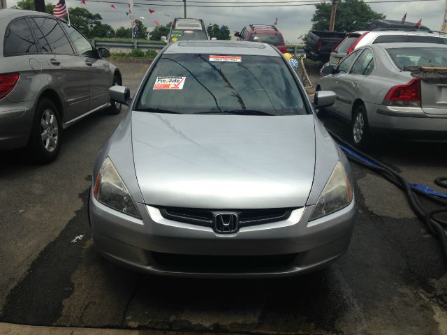 Honda Accord 2003 photo 1