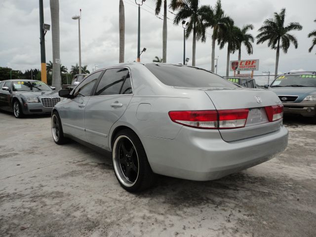 Honda Accord 2dr Reg Cab 120.5 WB Sedan