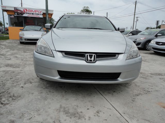 Honda Accord 2003 photo 13