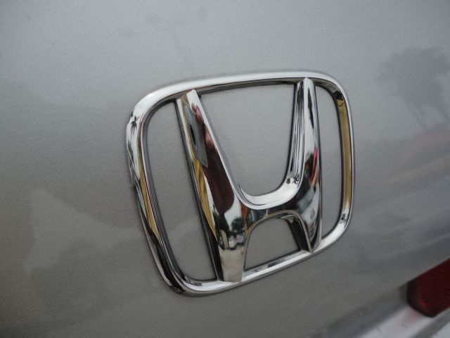 Honda Accord 2003 photo 2