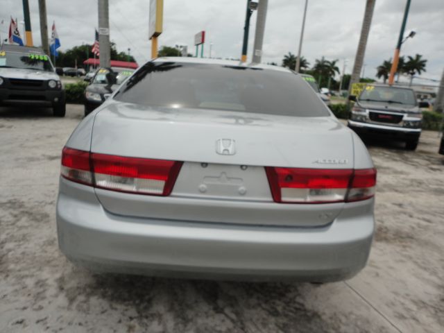 Honda Accord 2003 photo 20