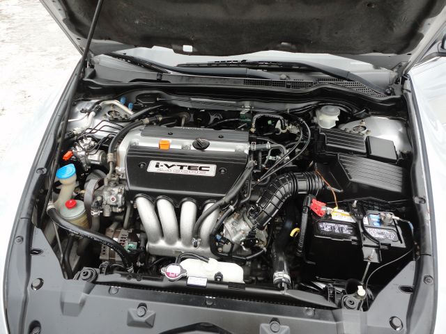 Honda Accord 2003 photo 4
