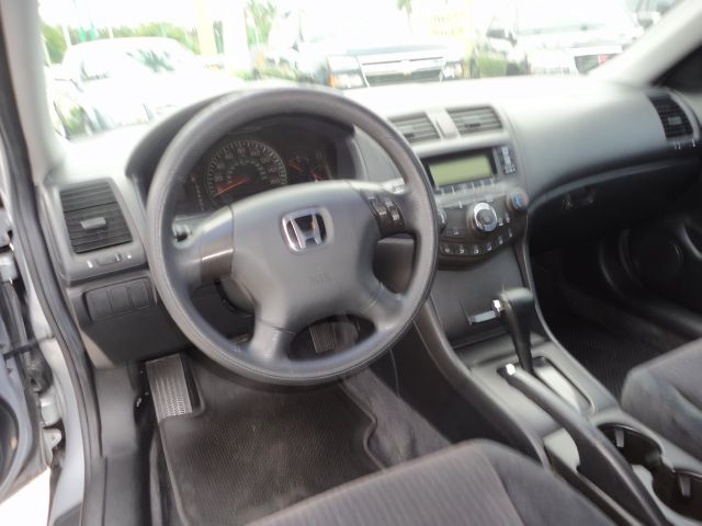 Honda Accord 2003 photo 7