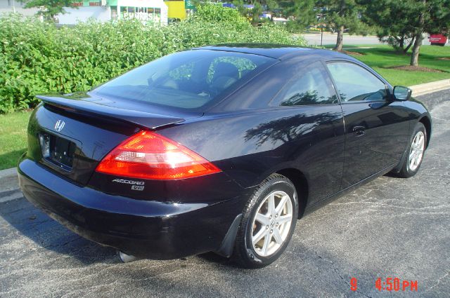 Honda Accord 2003 photo 2