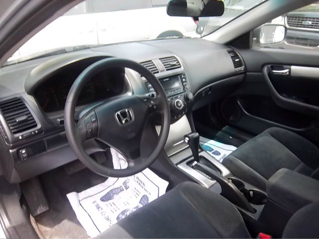 Honda Accord 2003 photo 17