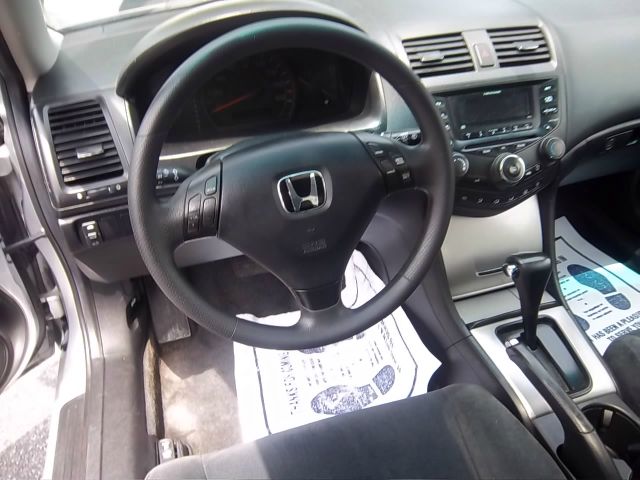Honda Accord 2003 photo 19