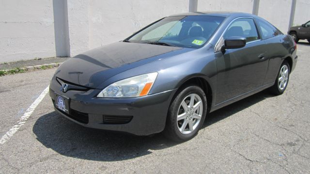 Honda Accord 2003 photo 2