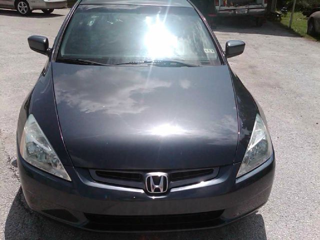 Honda Accord 2003 photo 2