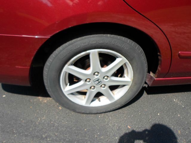 Honda Accord 2003 photo 2