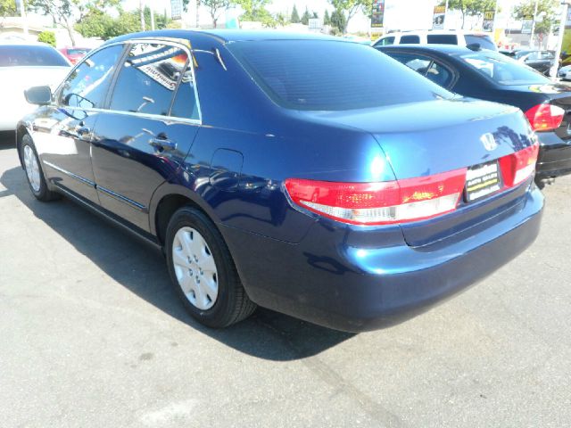 Honda Accord 2003 photo 3