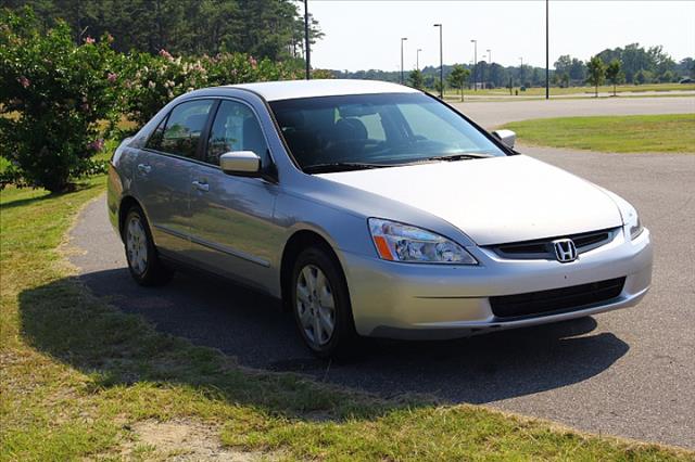 Honda Accord 2003 photo 2