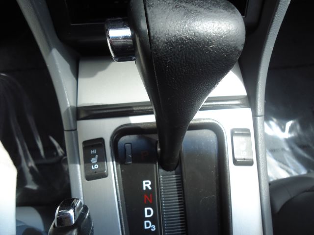 Honda Accord 2004 photo 16