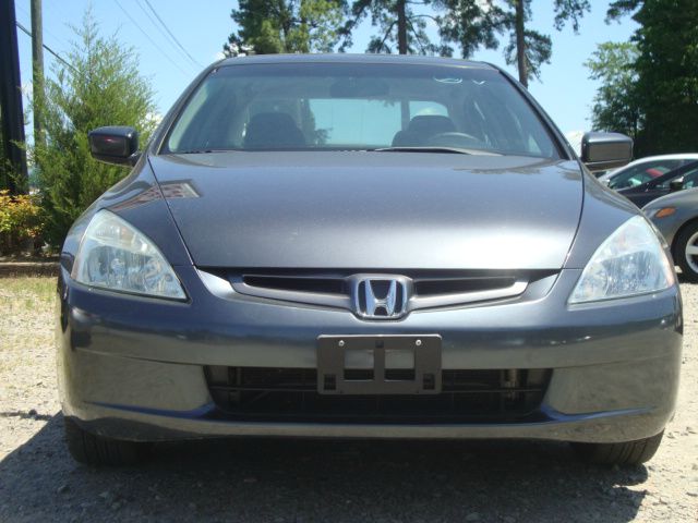 Honda Accord 2004 photo 13