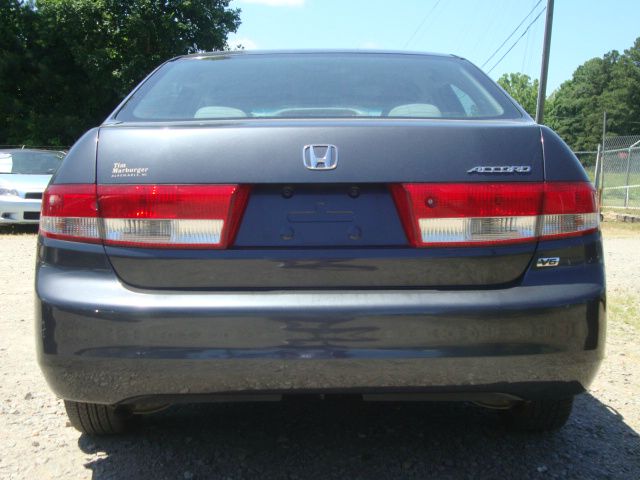Honda Accord 2004 photo 3
