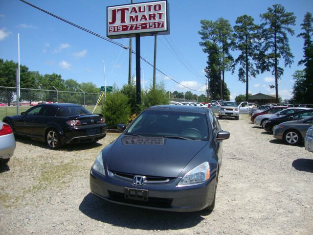 Honda Accord 2004 photo 9