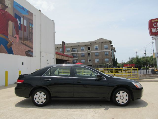 Honda Accord 2004 photo 1
