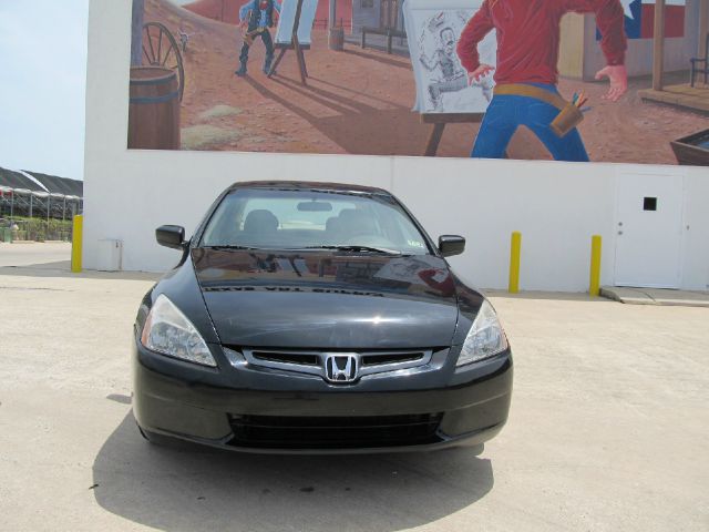 Honda Accord 2004 photo 3