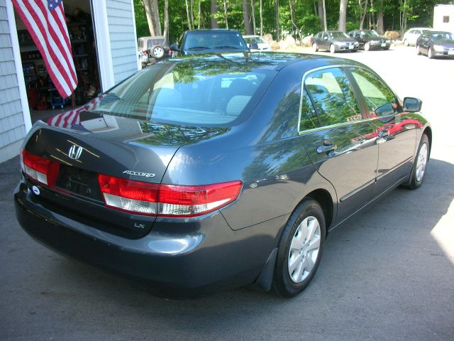 Honda Accord 2004 photo 2