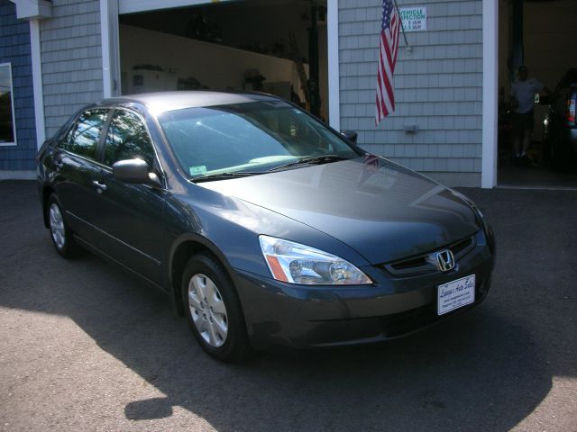 Honda Accord 2004 photo 3