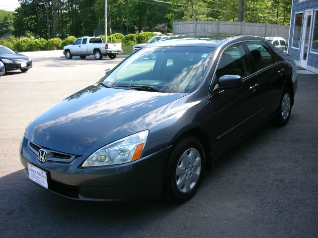 Honda Accord 2004 photo 4