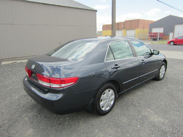 Honda Accord 2004 photo 3
